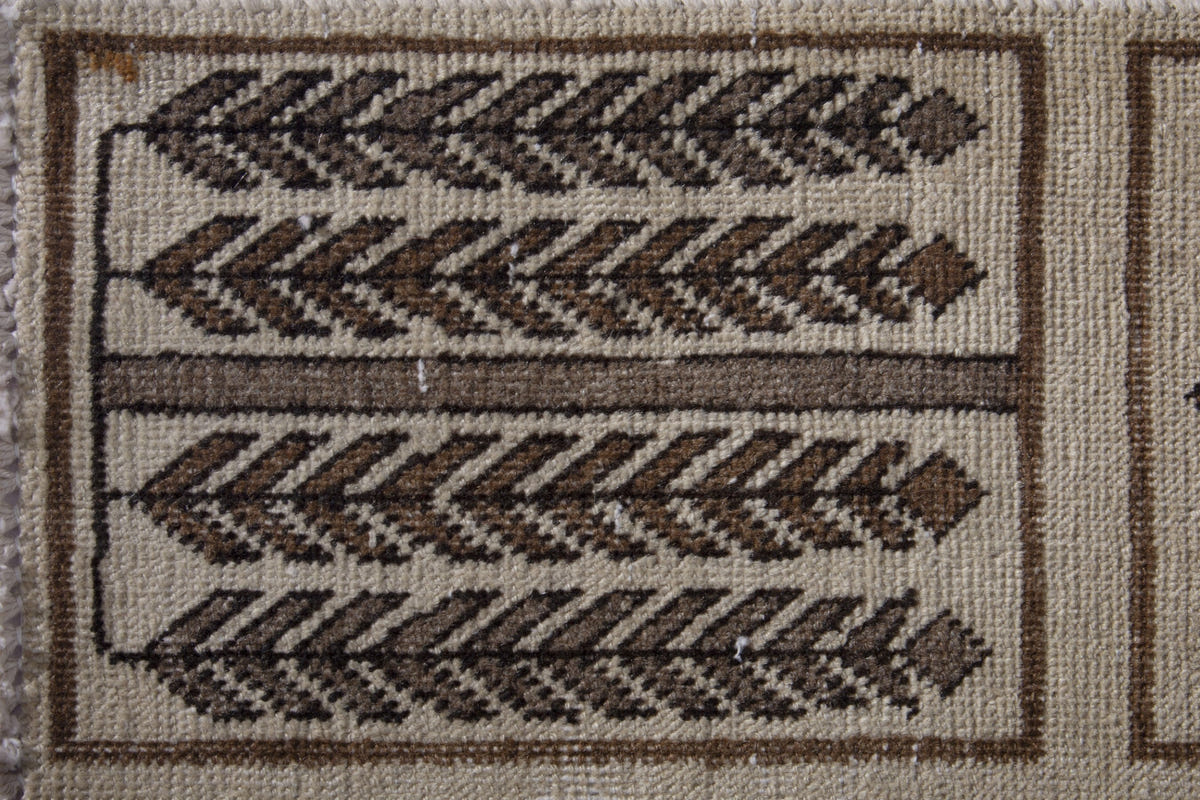 2625, Persian Tabriz Mini Rug