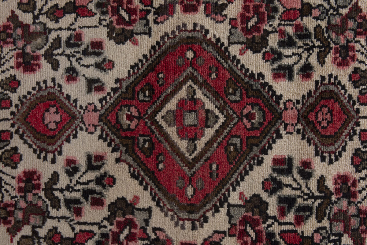 Persian Hamadan accent rug in cream and black, view 7 of 9