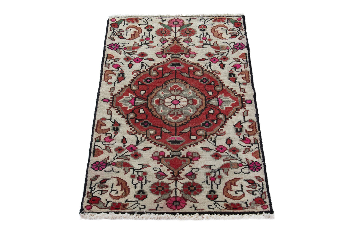 Persian Hamadan accent rug in ivory and deep red, view 4 of 10