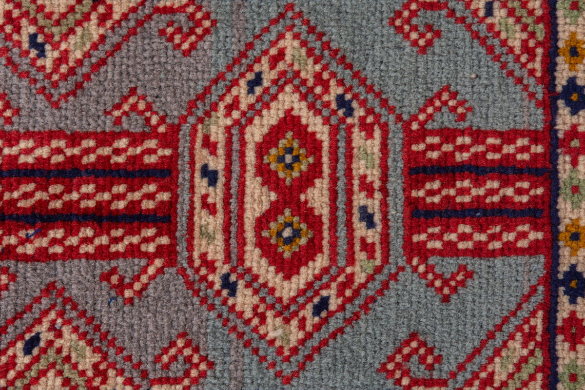Persian Torkaman accent rug in stone and cream, view 7 of 8