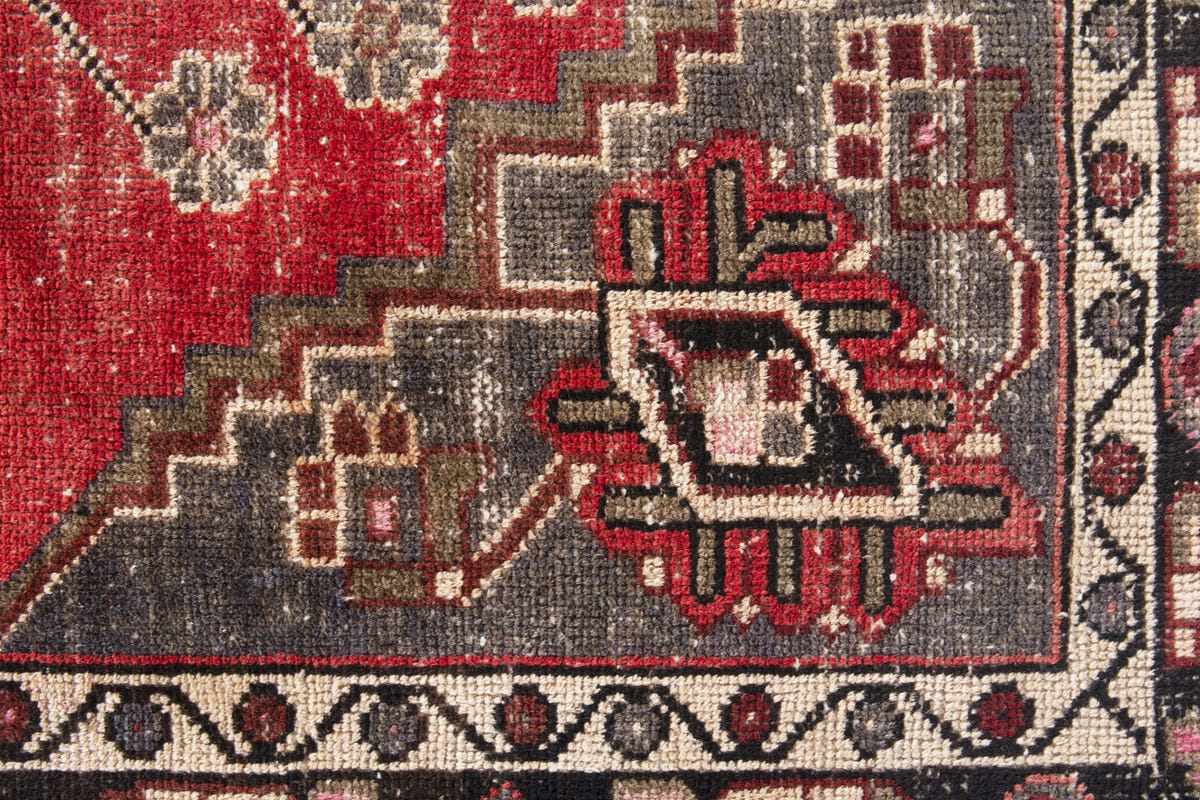 3018, Persian Ferdos Area Rug