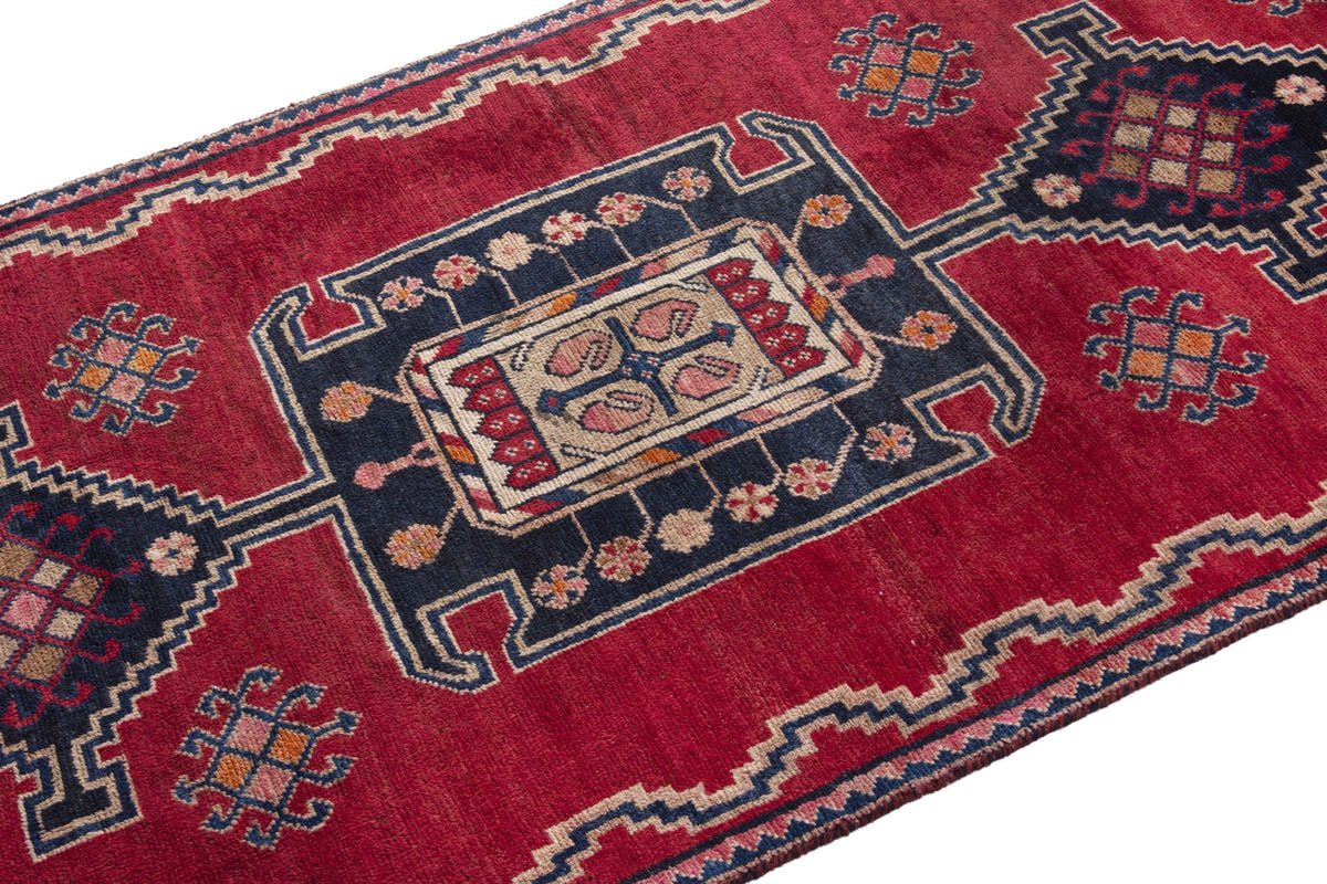 3035, Persian Lori Area Rug