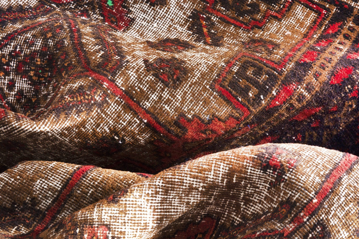 3040, Persian Baluch Area Rug