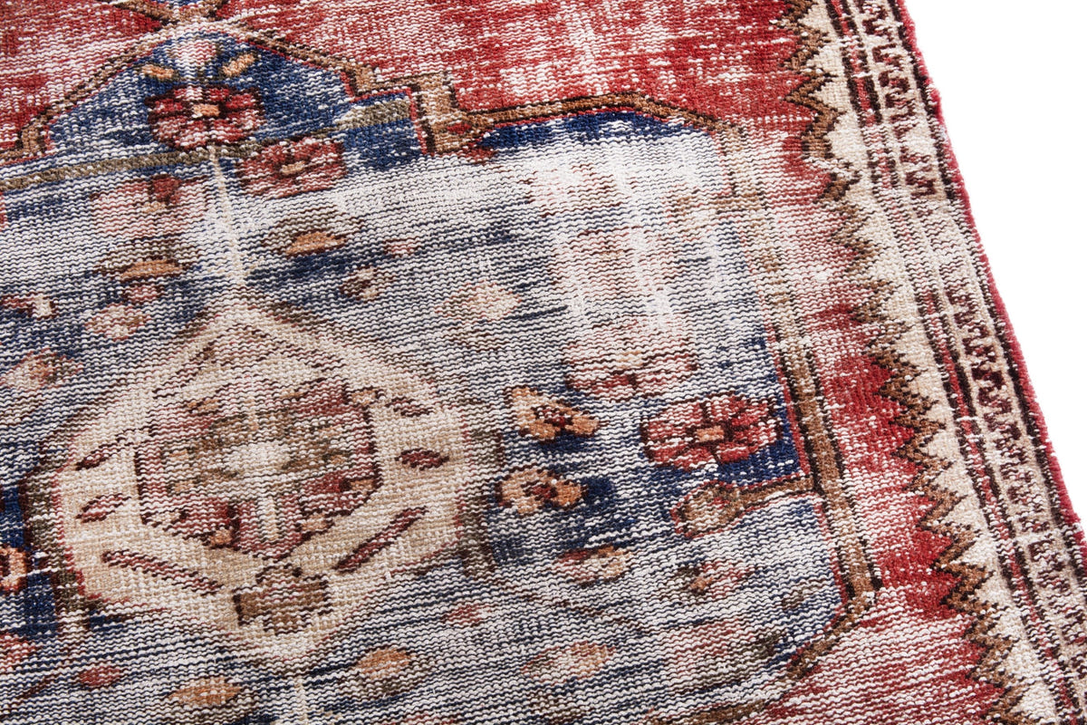 3063, Persian Hamadan Area Rug