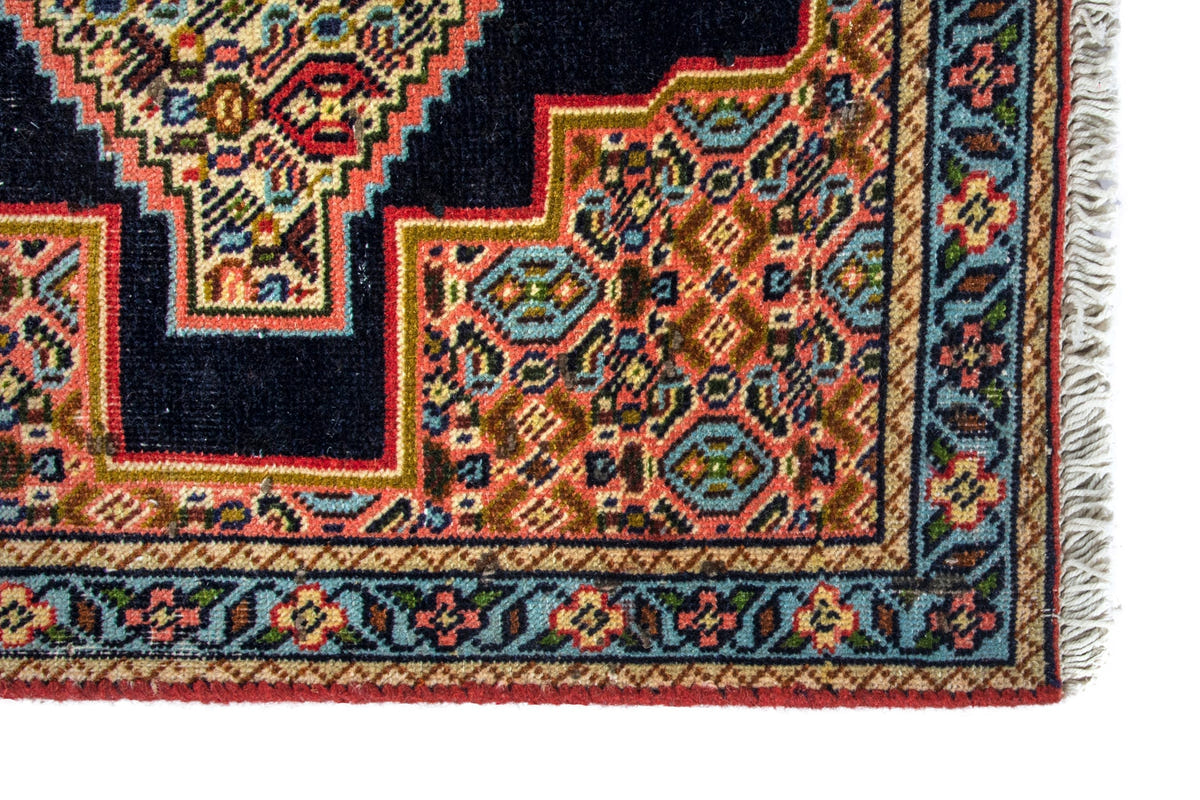 3128, Persian Sanandaj Runner Rug