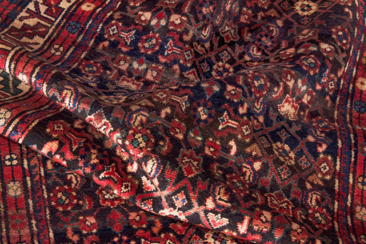 3131, Persian Hamadan Area Rug