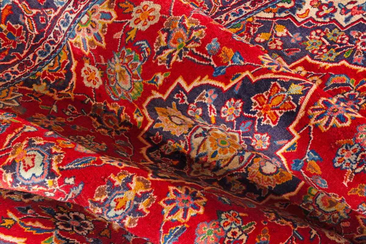 3275, Persian Kashan Area Rug