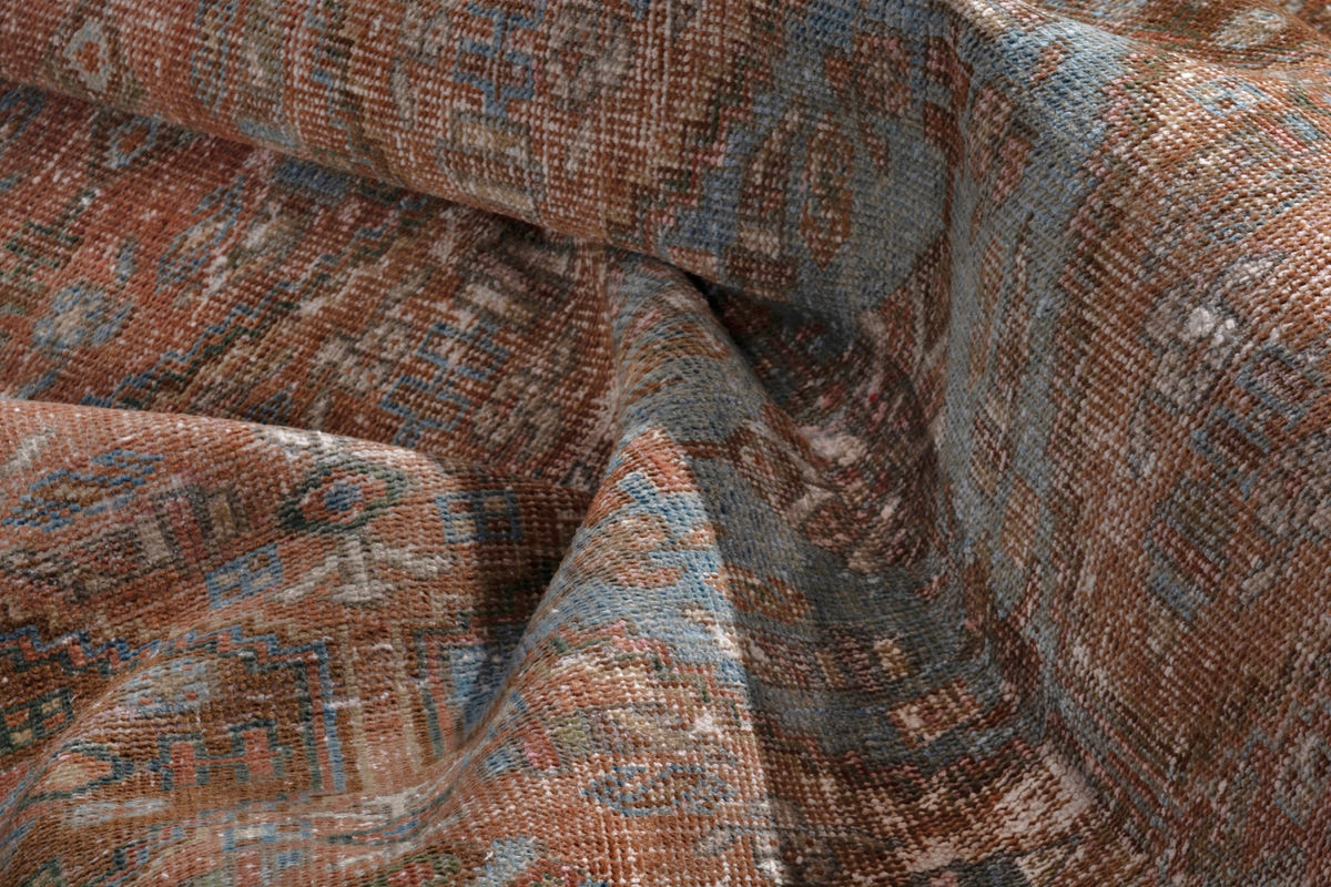 3342, Persian Shiraz Area Rug
