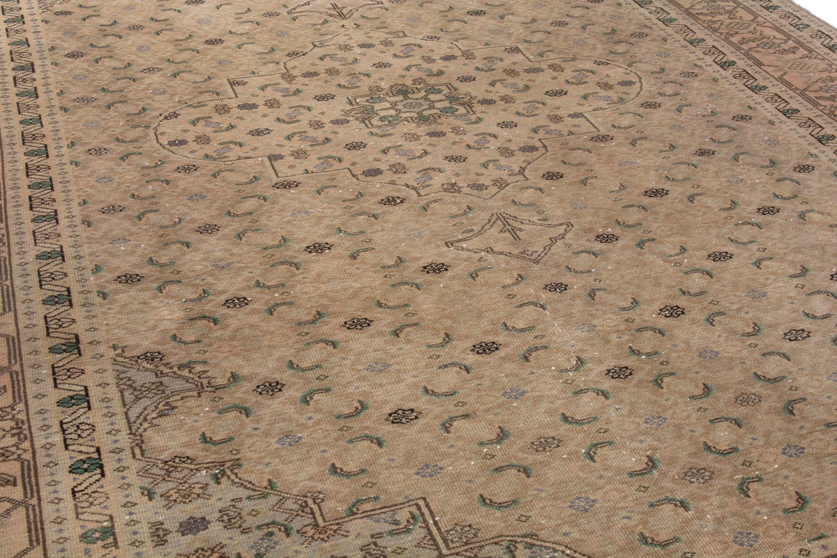 3345, Persian Ardabil Area Rug