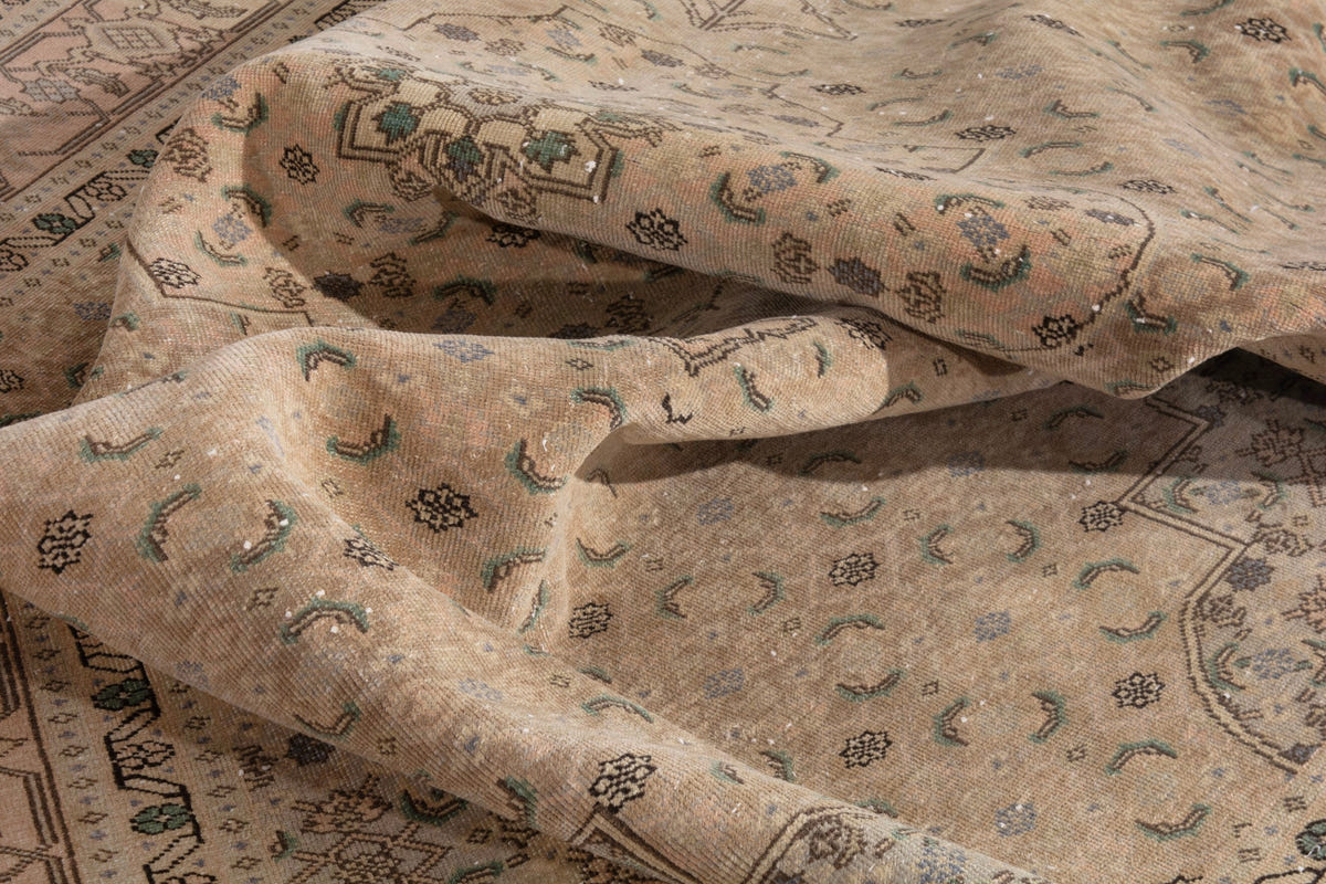 3345, Persian Ardabil Area Rug
