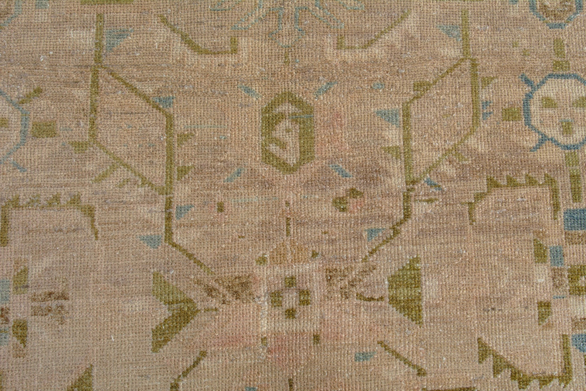 3347, Persian Borujerd Area Rug