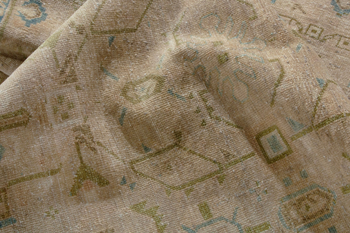 3347, Persian Borujerd Area Rug