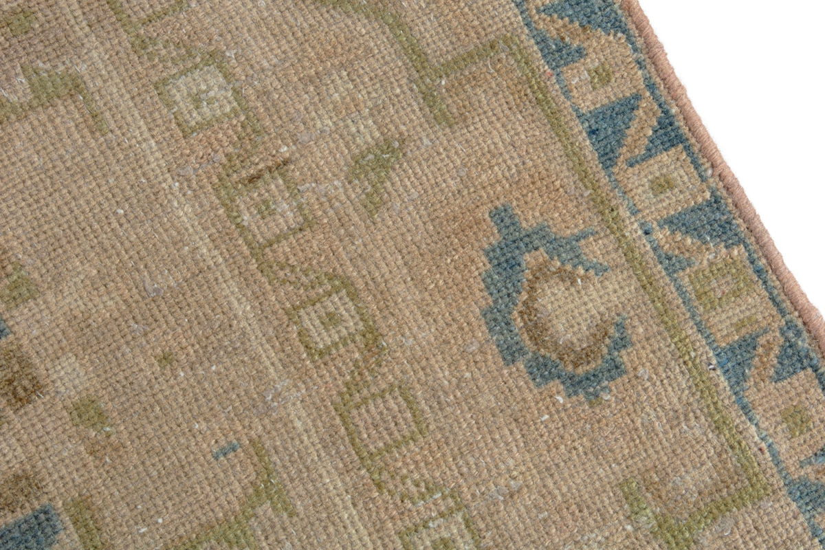 3347, Persian Borujerd Area Rug