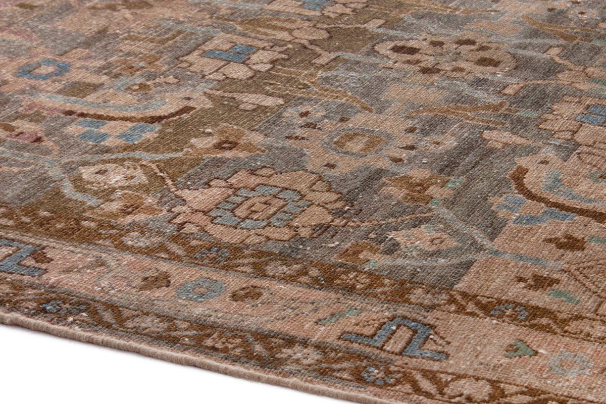 3355, Persian Borujerd Area Rug