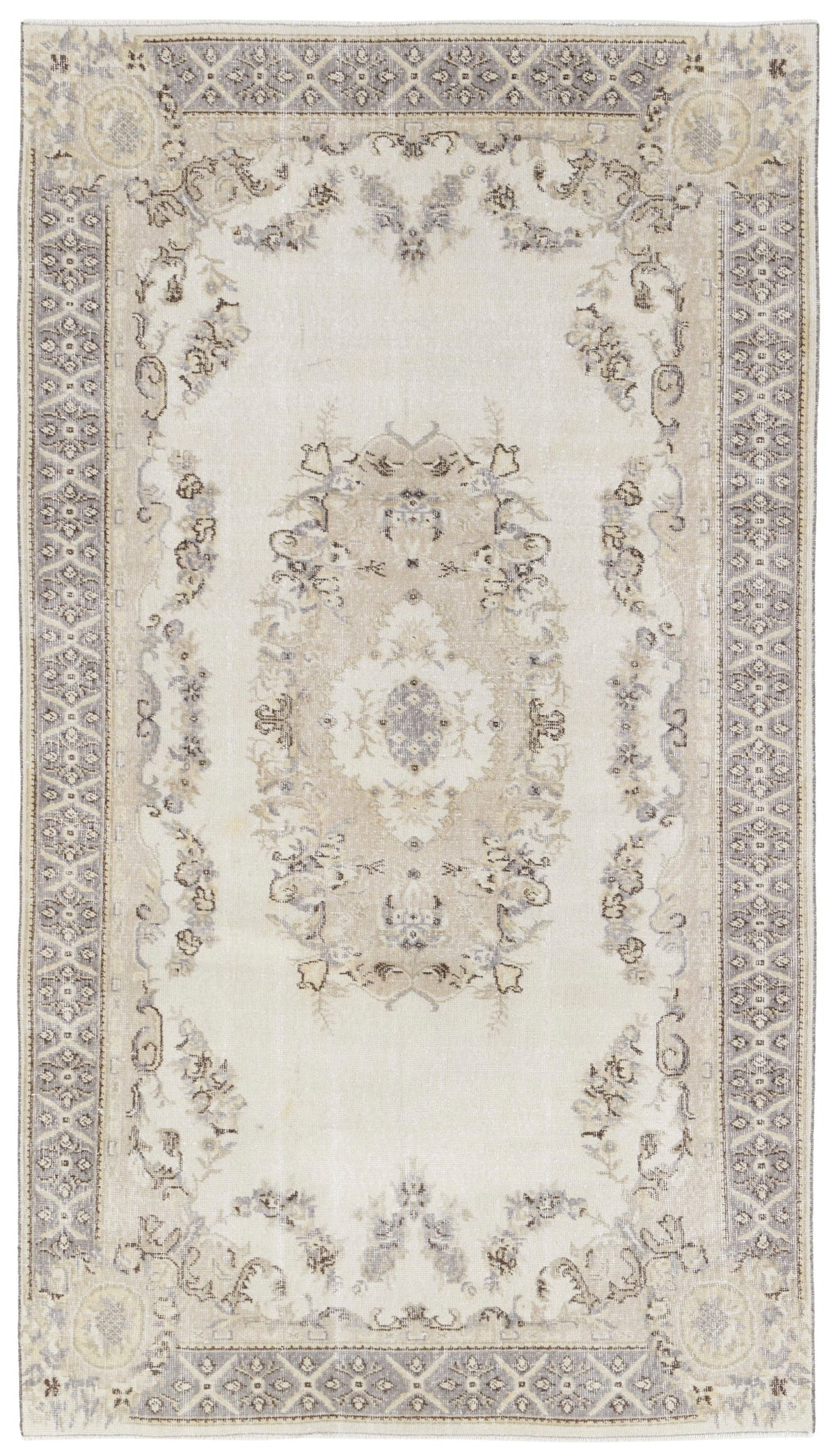 8660, Turkish Isparta Area Rug