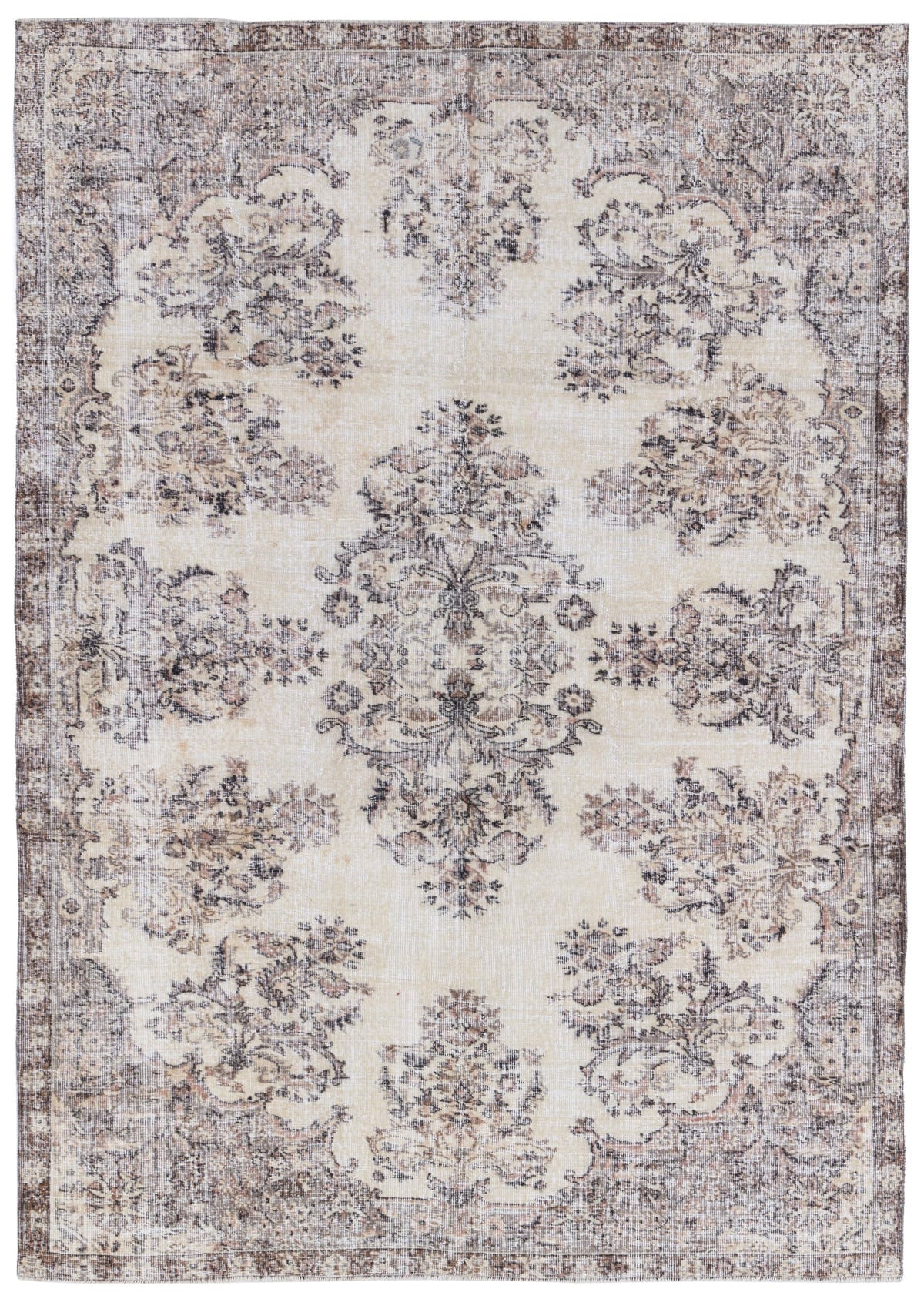 8698, Turkish Isparta Area Rug