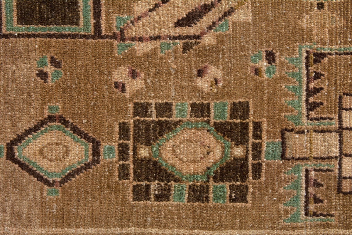 3440, Persian Borujerd Area Rug
