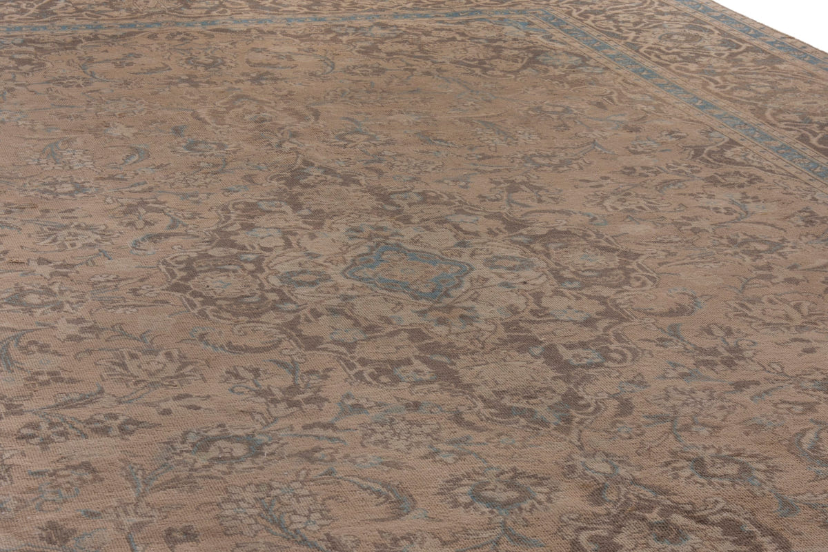 3500, Persian Kashan Oversized Rug
