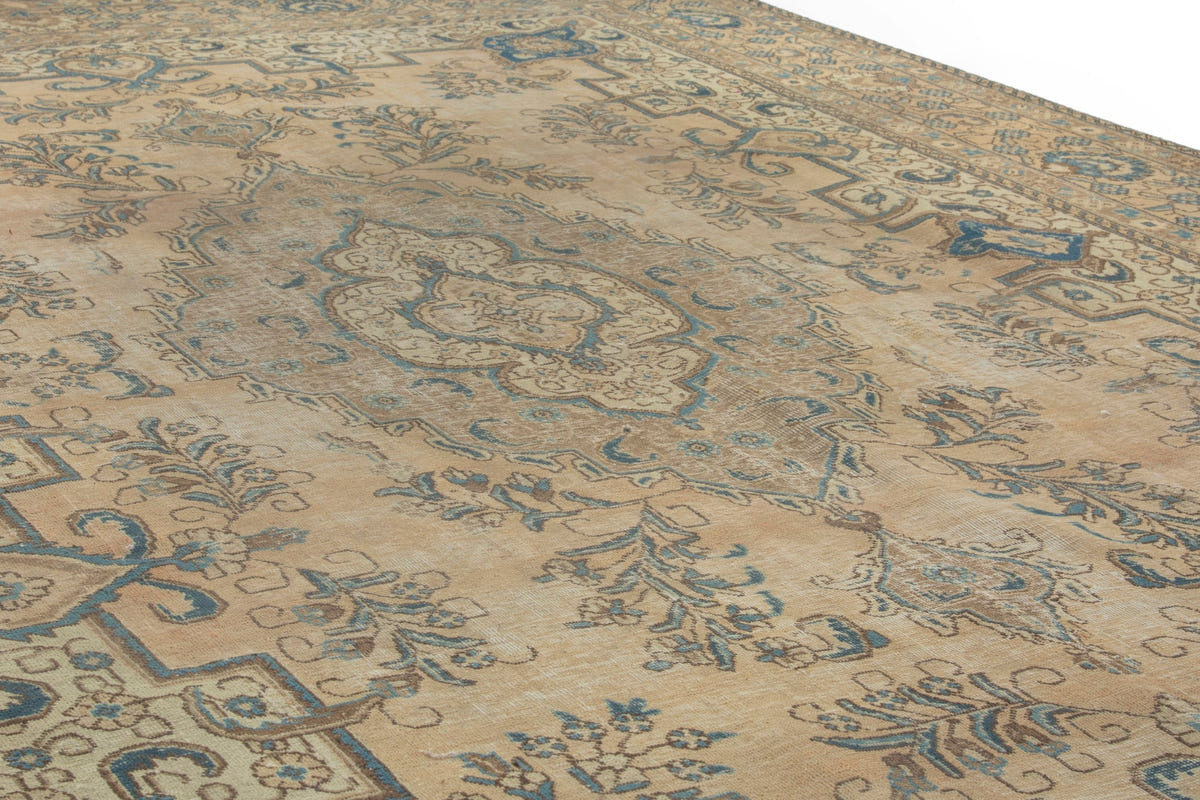 3512, Persian Tabriz Oversized Rug