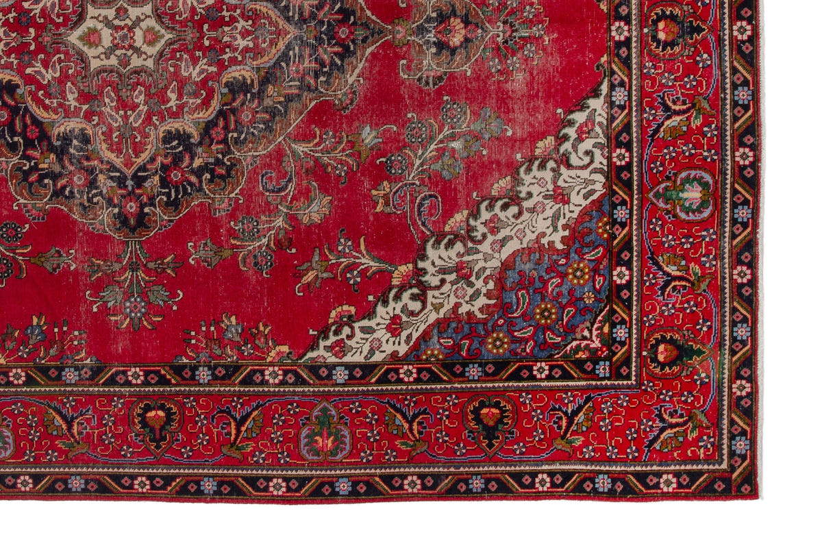 3533, Persian Tabriz Oversized Rug