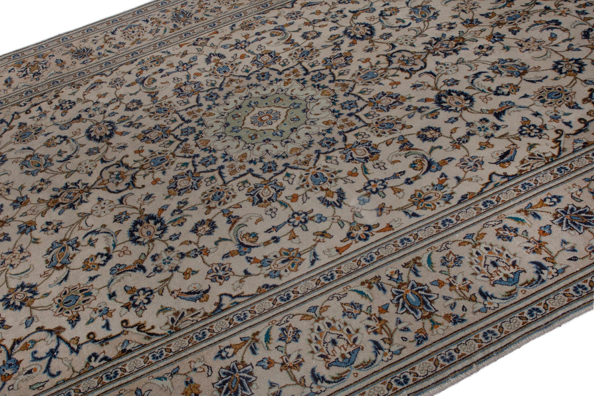 3552, Persian Kashan Oversized Rug