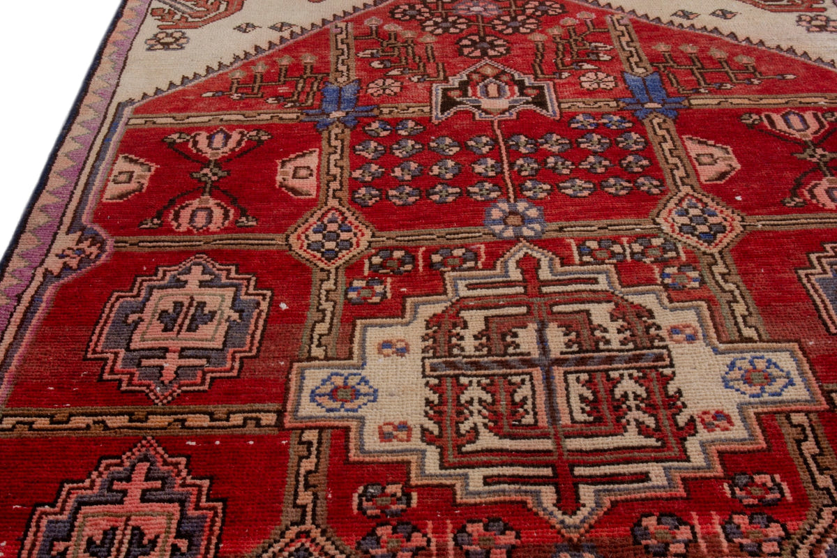 3658, Persian Zanjan Area Rug