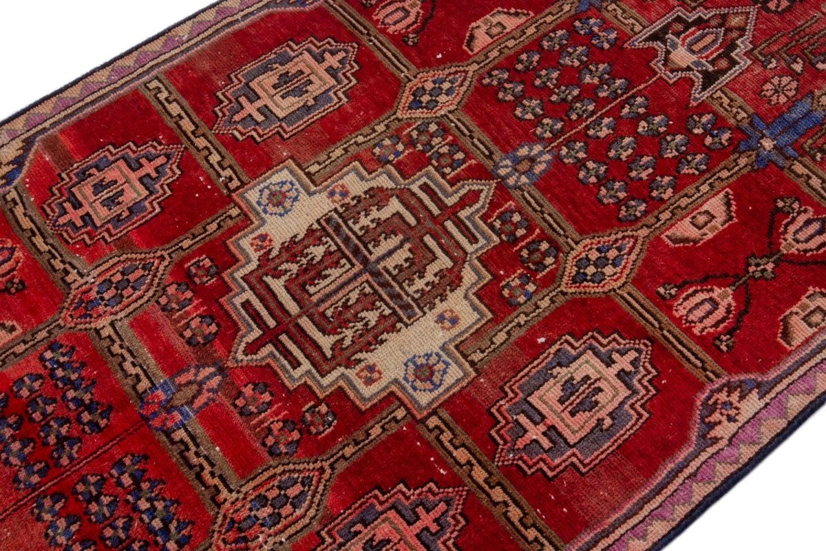 3658, Persian Zanjan Area Rug