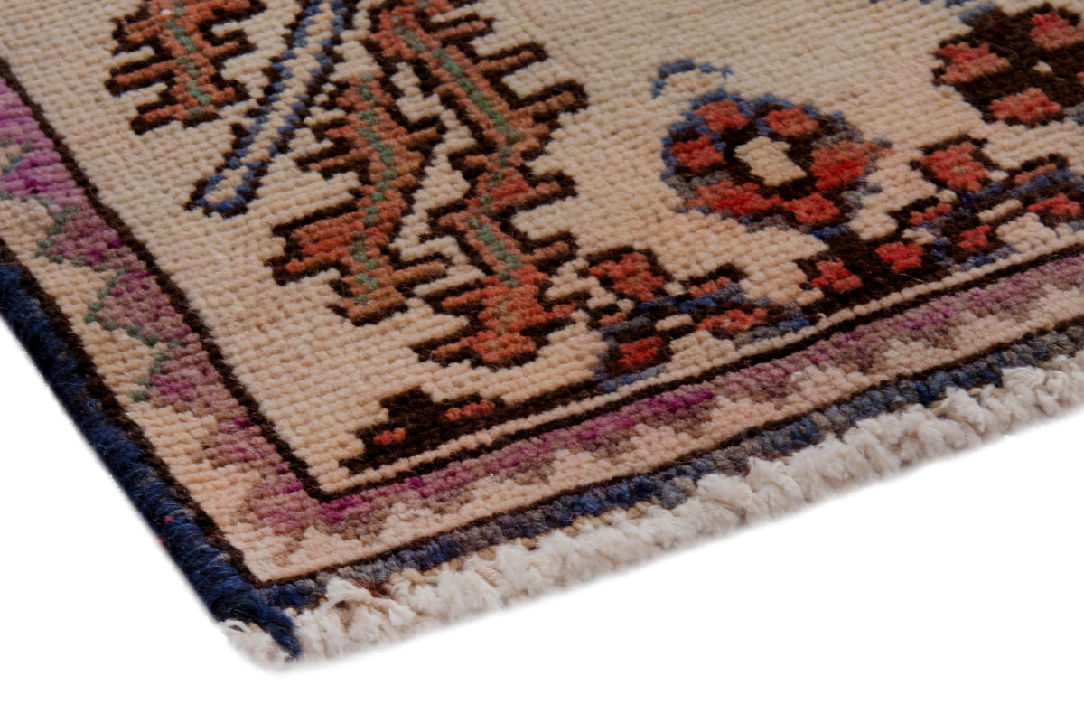 3658, Persian Zanjan Area Rug