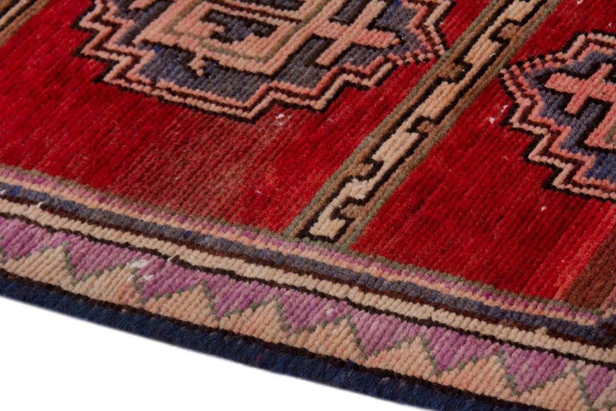 3658, Persian Zanjan Area Rug