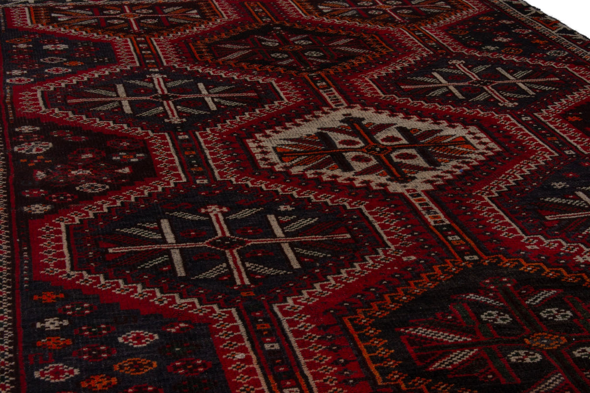 3673, Persian Shiraz Area Rug