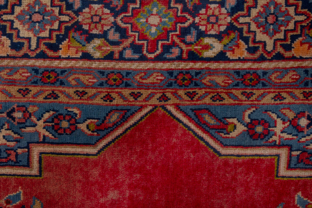 3703, Persian Vist Oversized Rug