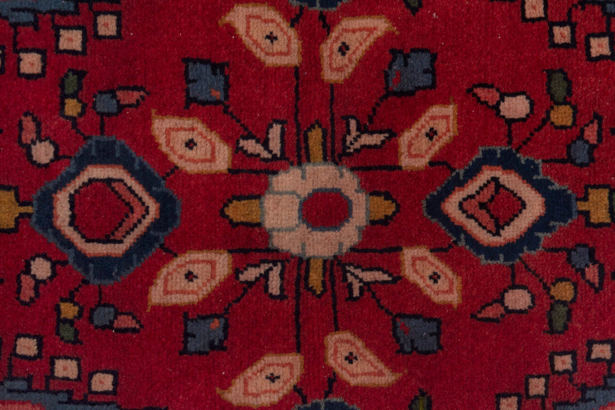 3762, Persian Sarouk Mini Rug