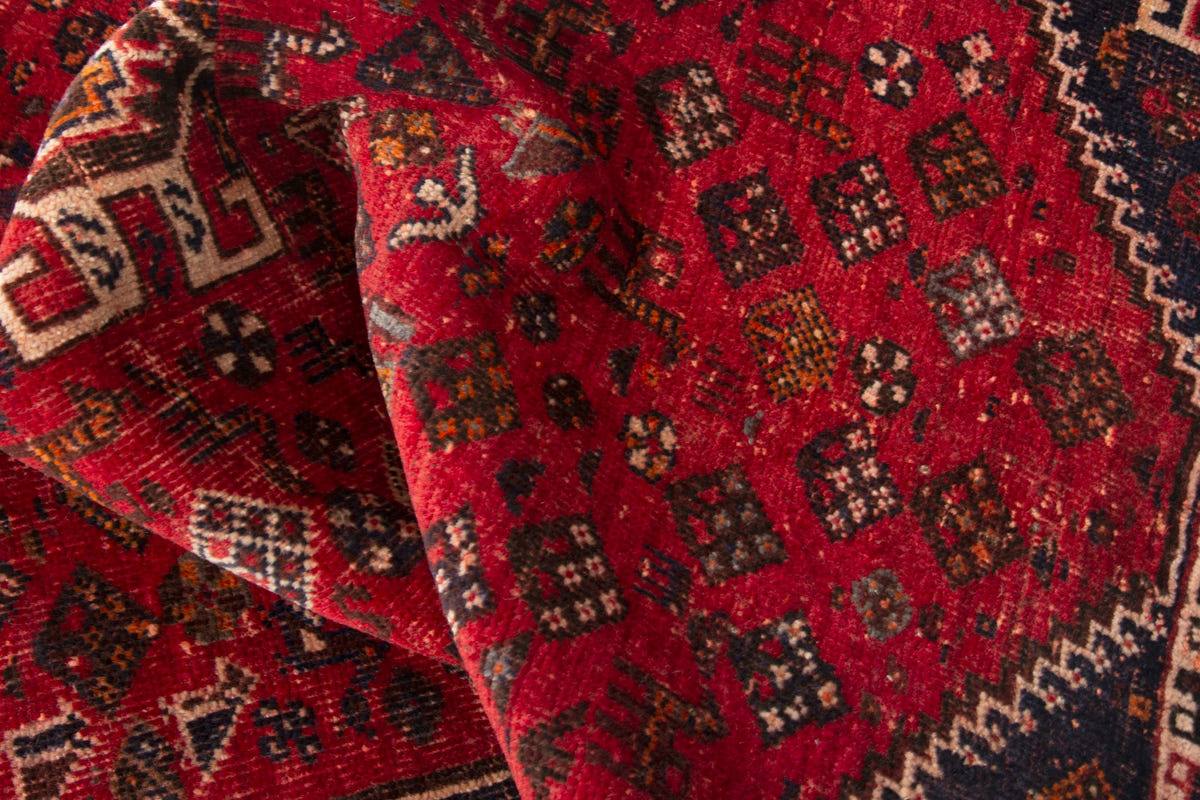 3942, Persian Shiraz Area Rug