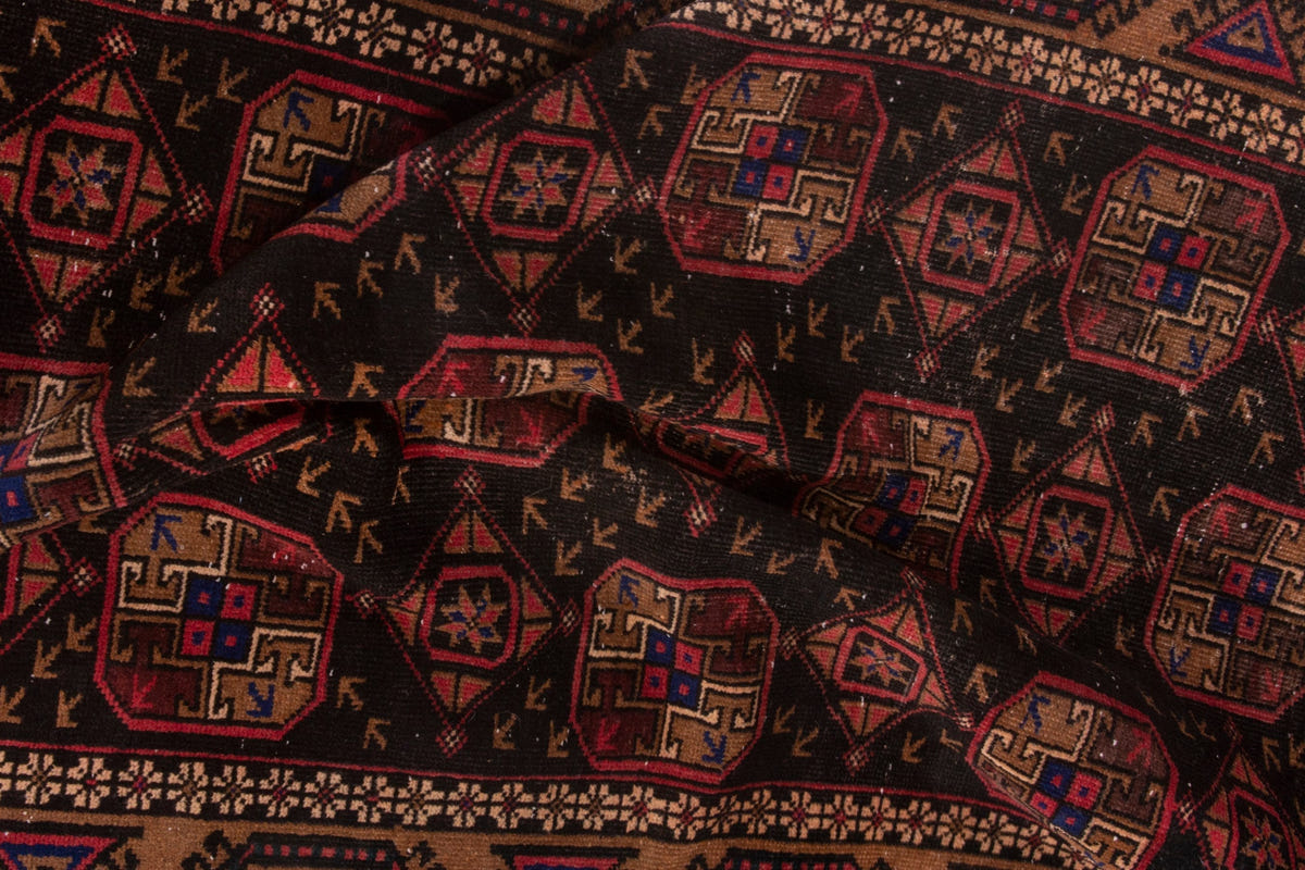 3946, Persian Torkaman Area Rug