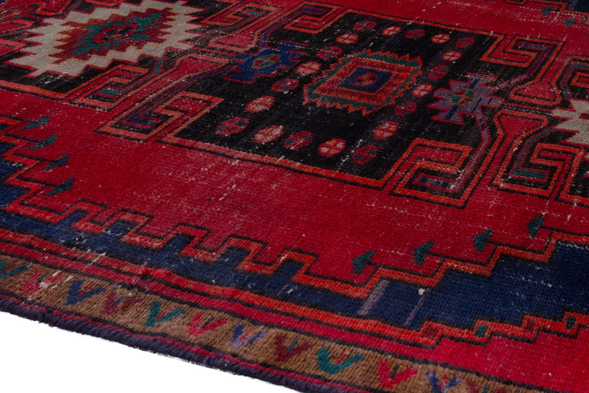 3955, Persian Zanjan Area Rug