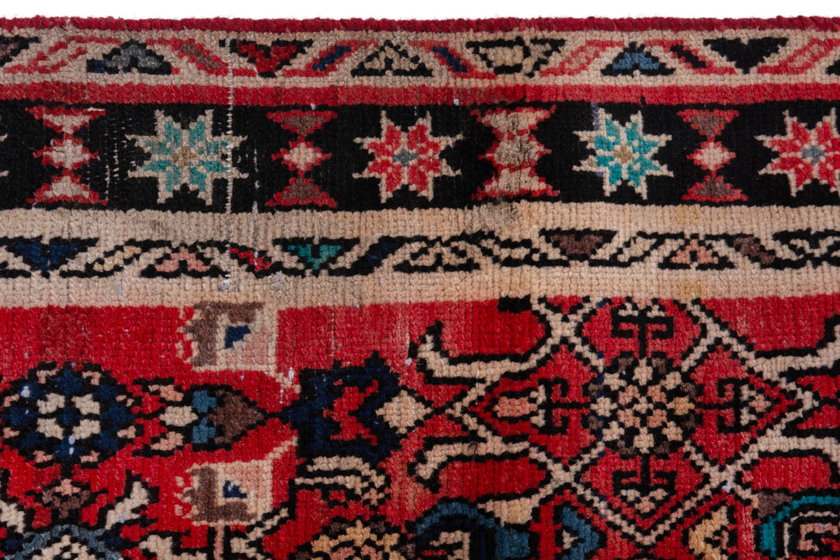 3995, Persian Hamadan Runner Rug
