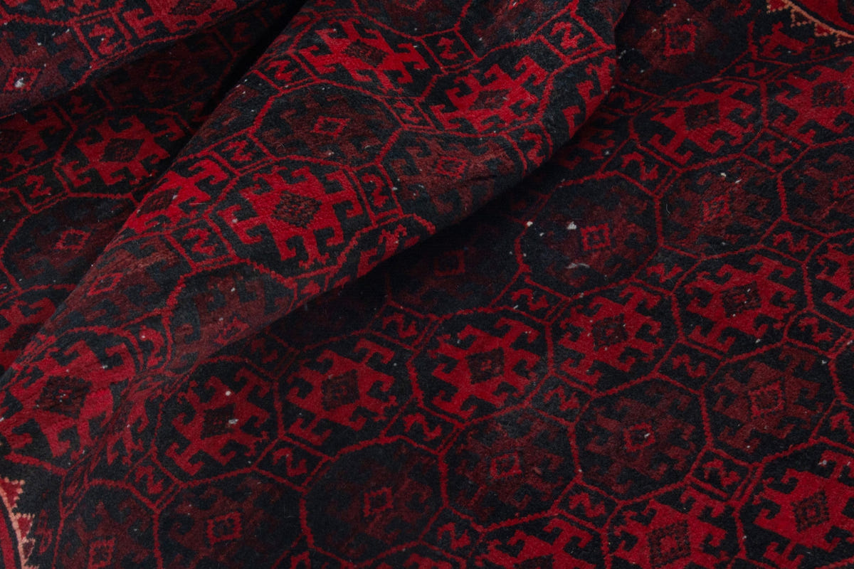 4004, Persian Baluch Area Rug