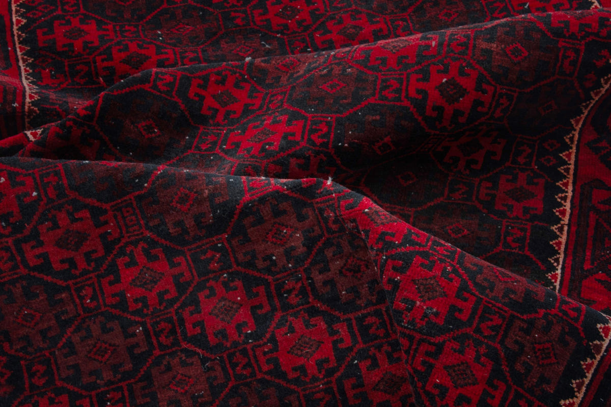 4004, Persian Baluch Area Rug