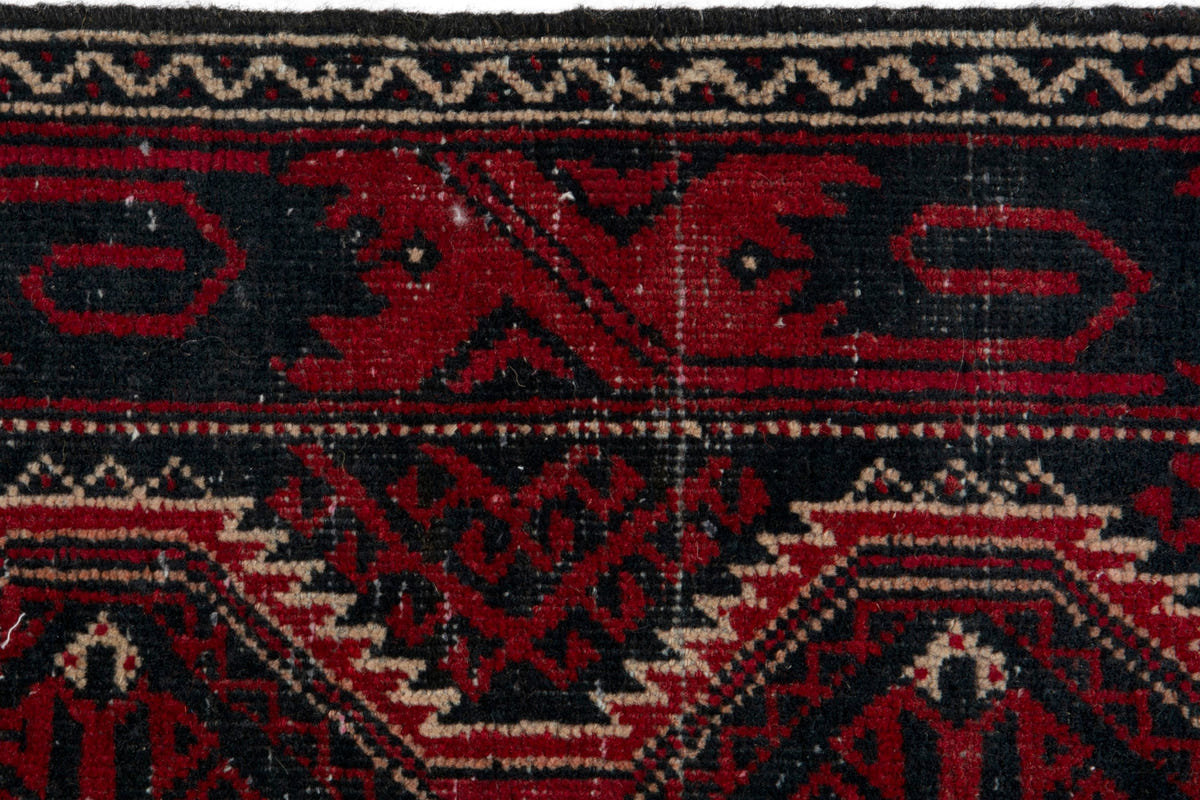 4050, Persian Baluch Runner Rug