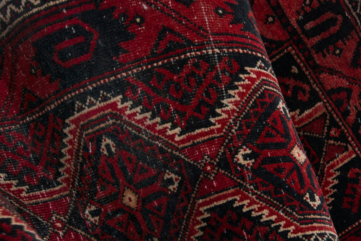 4050, Persian Baluch Runner Rug