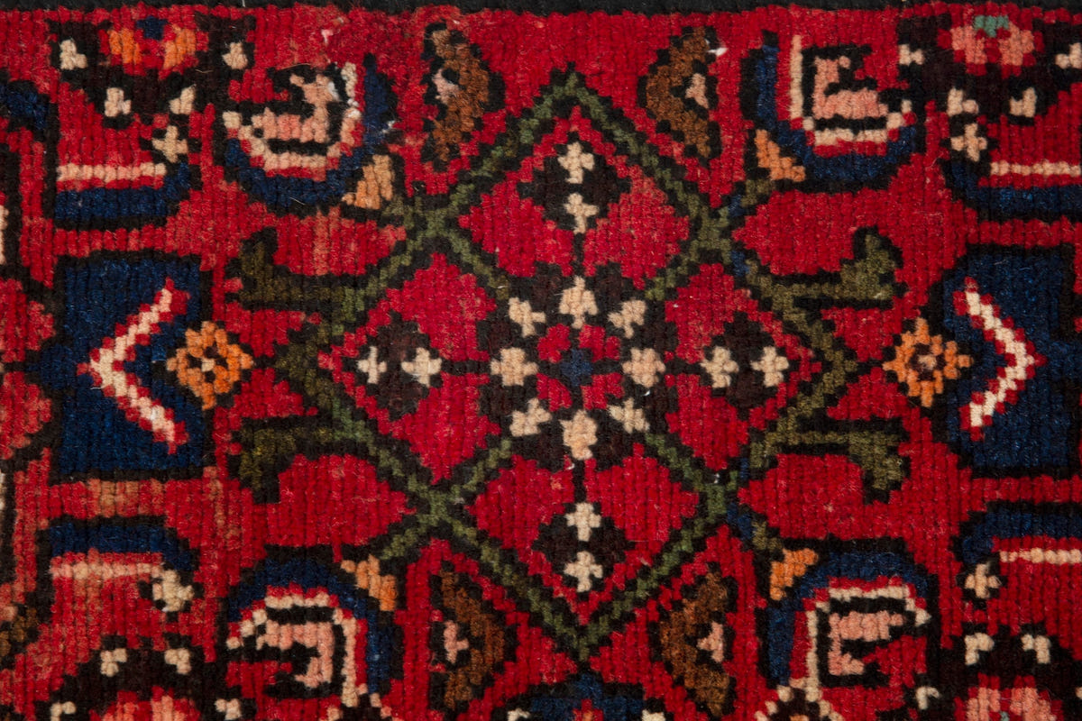 4051, Persian Hamadan Runner Rug