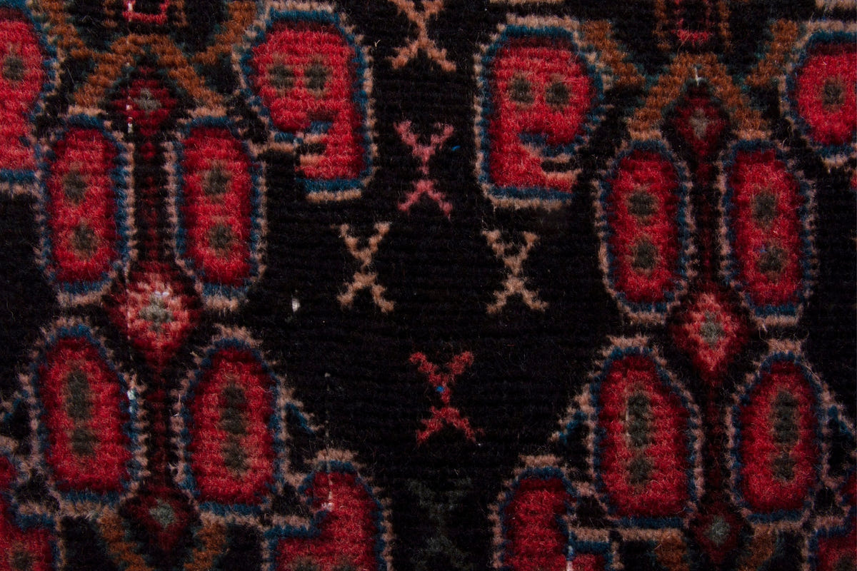 4056, Persian Sanandaj Runner Rug