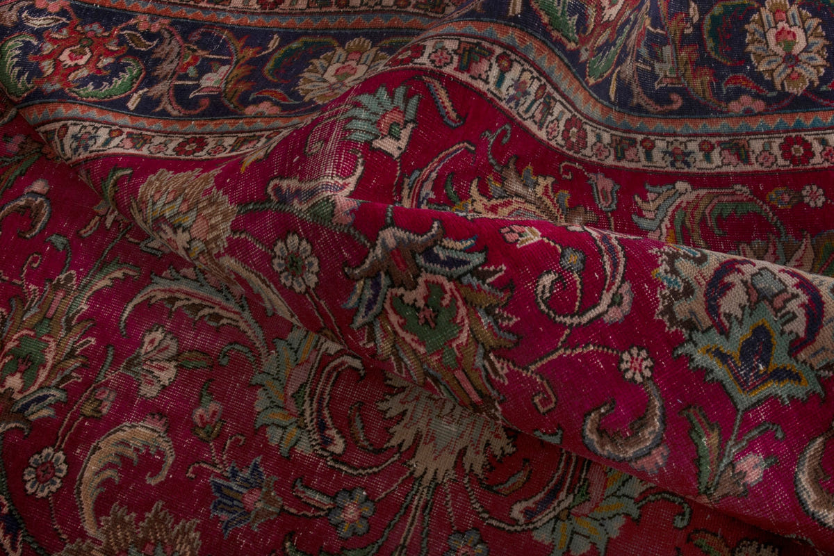4135, Persian Tabriz Oversized Rug