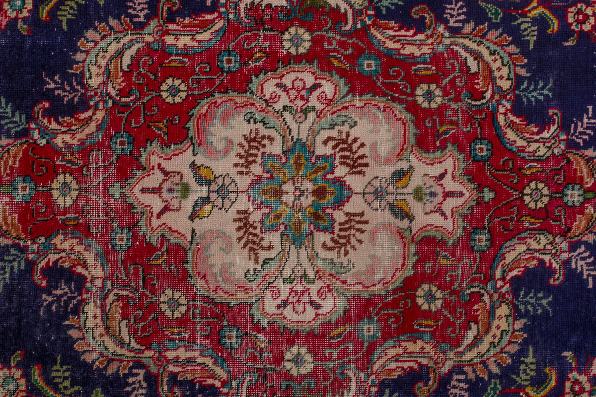 4152, Persian Tabriz Oversized Rug