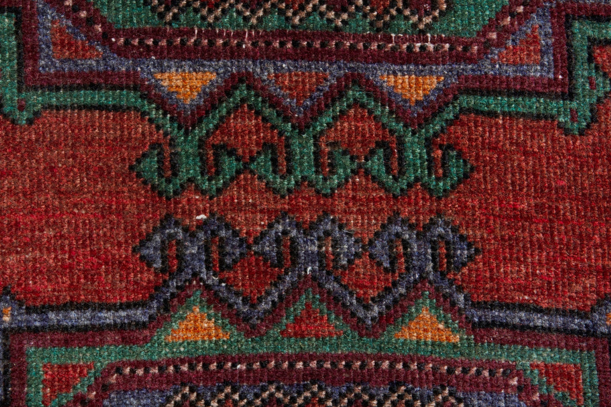 4250, Persian Torkaman Area Rug