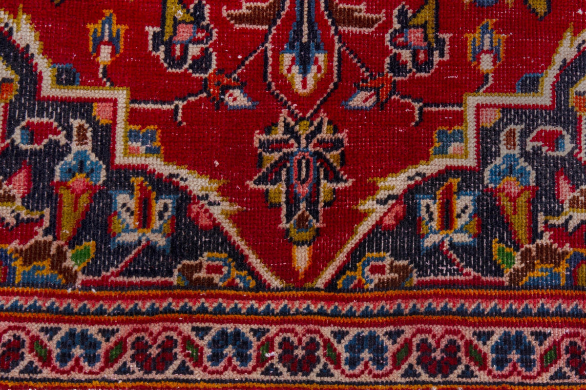 4251, Persian Kashan Area Rug