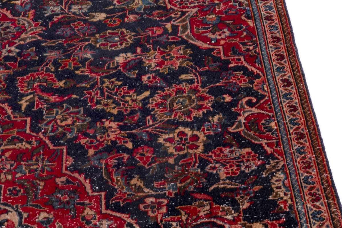 4275, Persian Kashan Area Rug