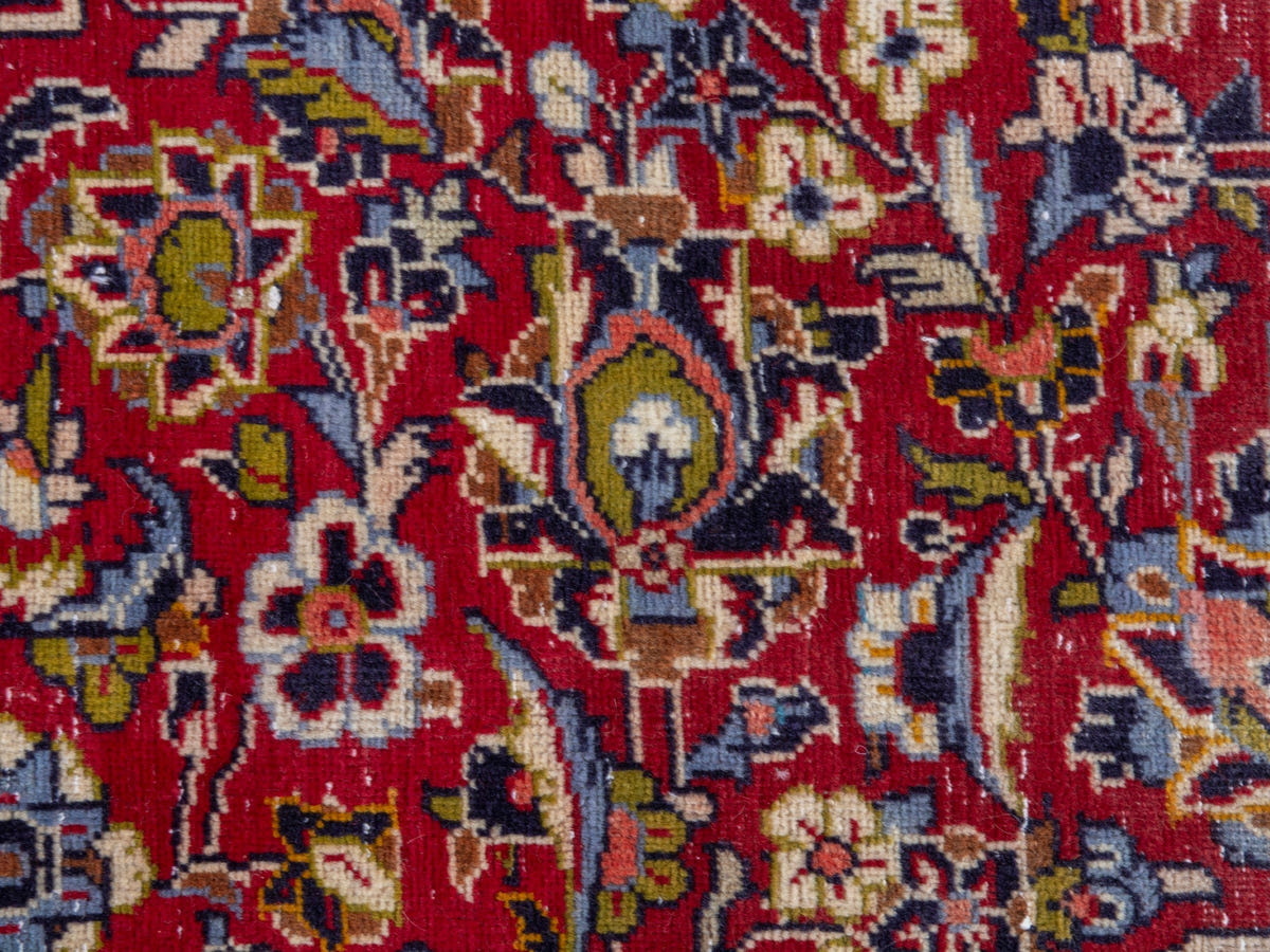 4392, Persian Kashan Area Rug