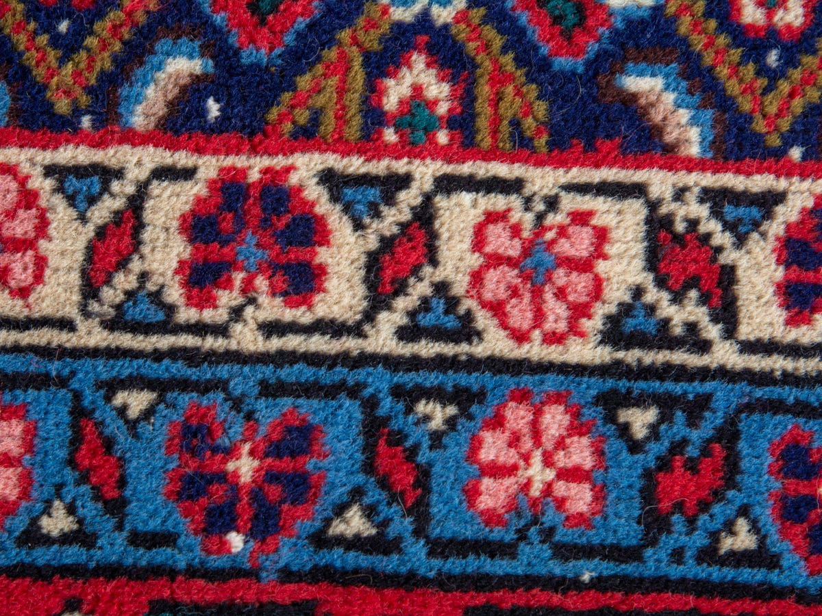4400, Persian Ardabil Oversized Rug