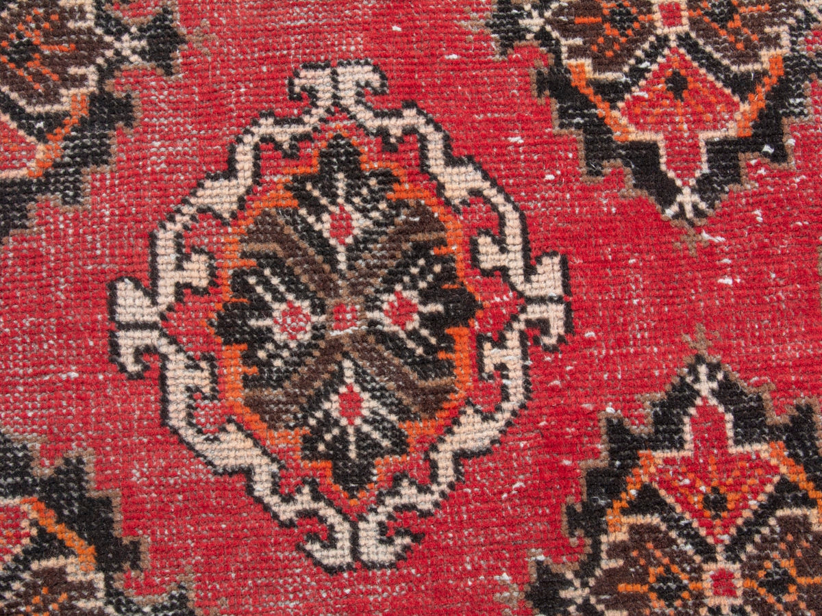 4521, Persian Ferdos Area Rug